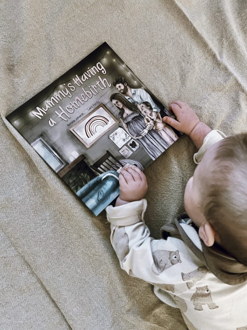Mummy's Having a Homebirth by Natalie Johanik & Lara Hardy - Image 2