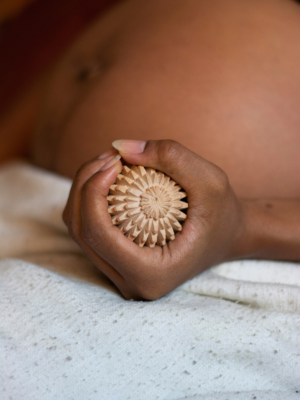 acupressure-labour-ball-the-birth-ally