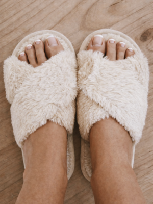 Fluffy Crossover Slippers