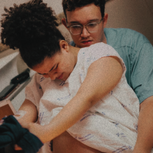 how can my partner support me during labour